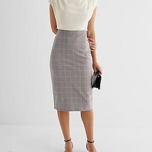 Express - Draped Mock Neck Midi Sheath Dress off white and plaid size M. NWT